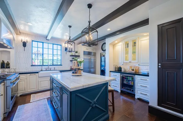 $2,128,000 | 1 Santa Lucia Avenue, Salinas, CA 93901