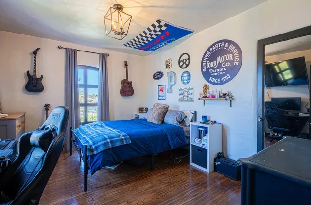 $2,128,000 | 1 Santa Lucia Avenue, Salinas, CA 93901