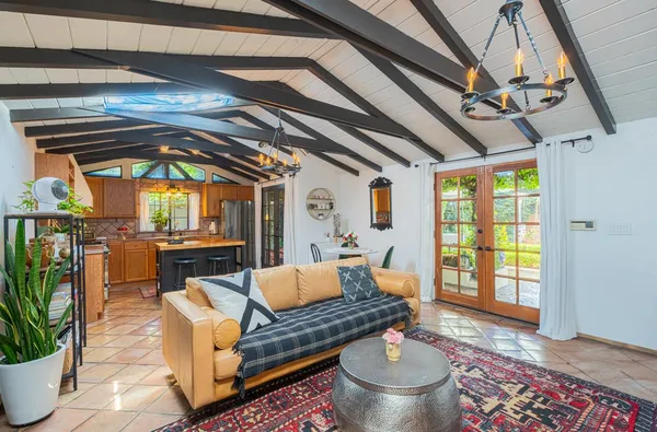 $2,098,000 | 1 Santa Lucia Avenue, Salinas, CA 93901