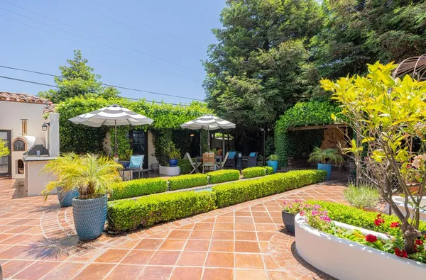$2,098,000 | 1 Santa Lucia Avenue, Salinas, CA 93901