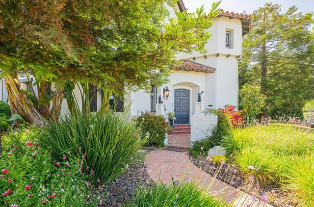 $2,128,000 | 1 Santa Lucia Avenue, Salinas, CA 93901