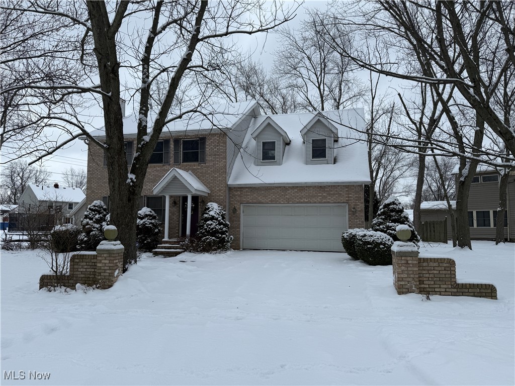 989 Gulf Road Elyria, OH 44035 - Photo 1 of 25 Gallery Image 1
