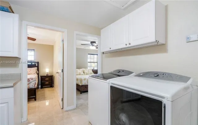 $6,995 | 601 North 44th Avenue, Hollywood, FL 33021