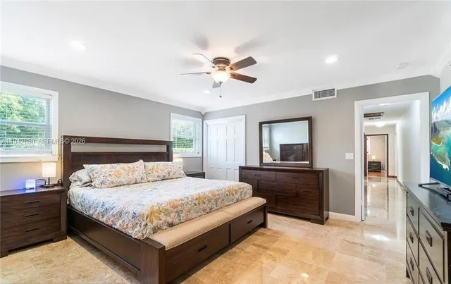 $6,995 | 601 North 44th Avenue, Hollywood, FL 33021