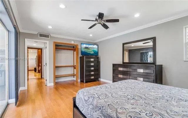 $6,995 | 601 North 44th Avenue, Hollywood, FL 33021