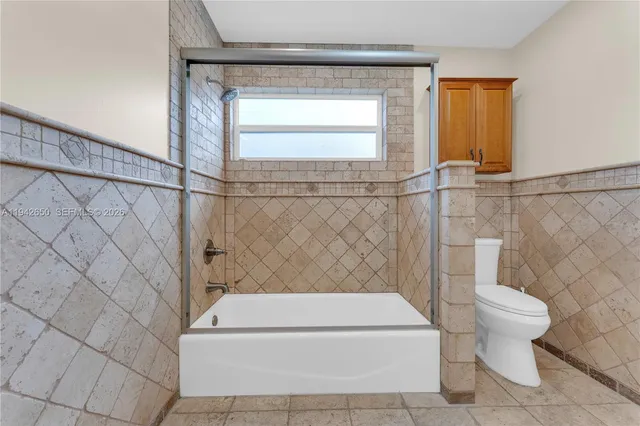 $6,750 | 601 North 44th Avenue, Hollywood, FL 33021