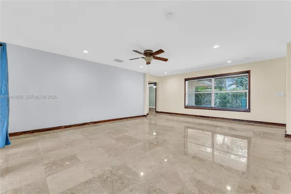$6,000 | 601 North 44th Avenue, Hollywood, FL 33021