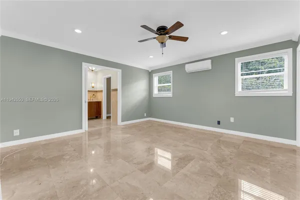 $6,000 | 601 North 44th Avenue, Hollywood, FL 33021
