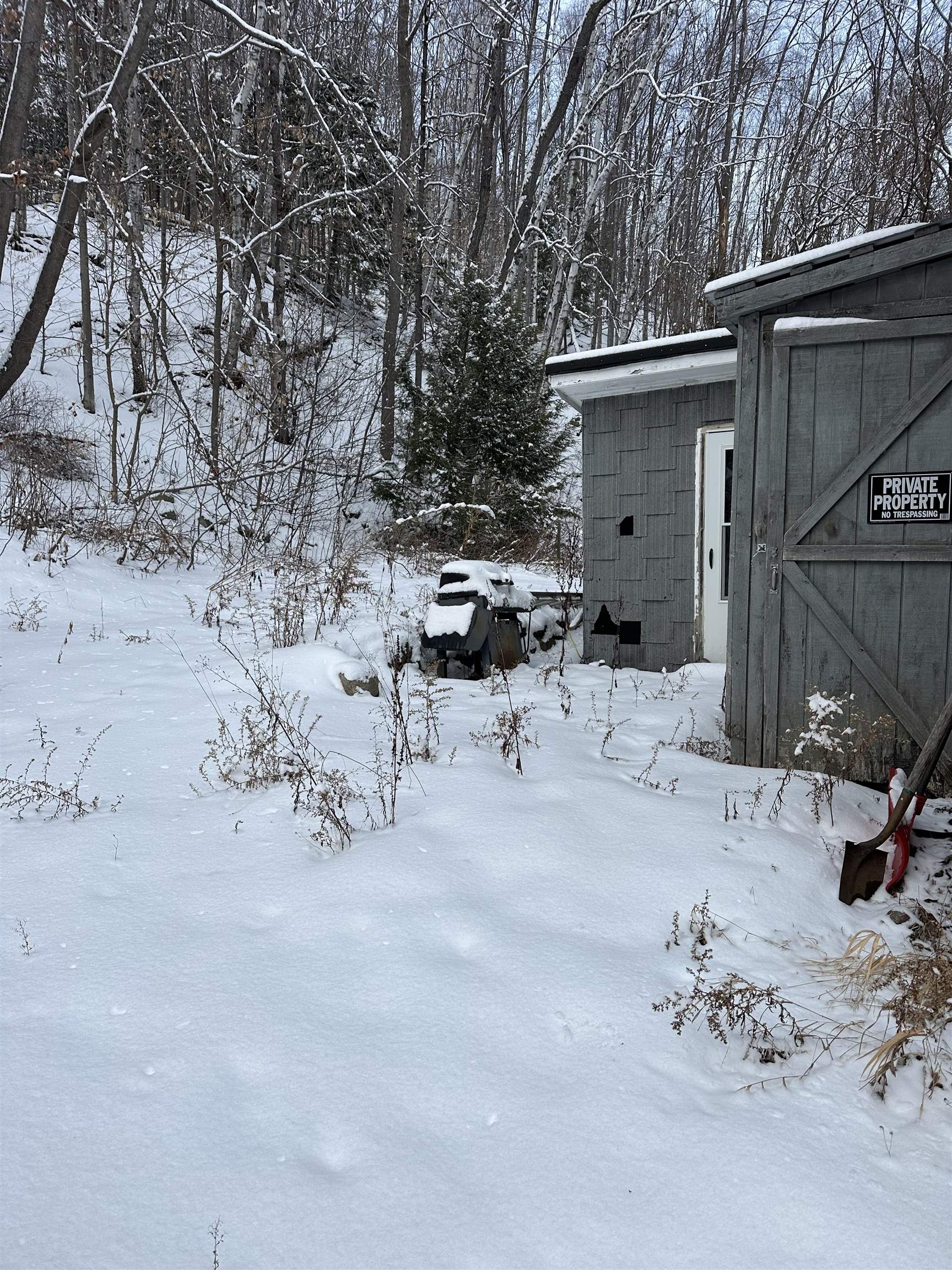 105 Maple Street Berlin, NH 03570 - Photo 3 of 21