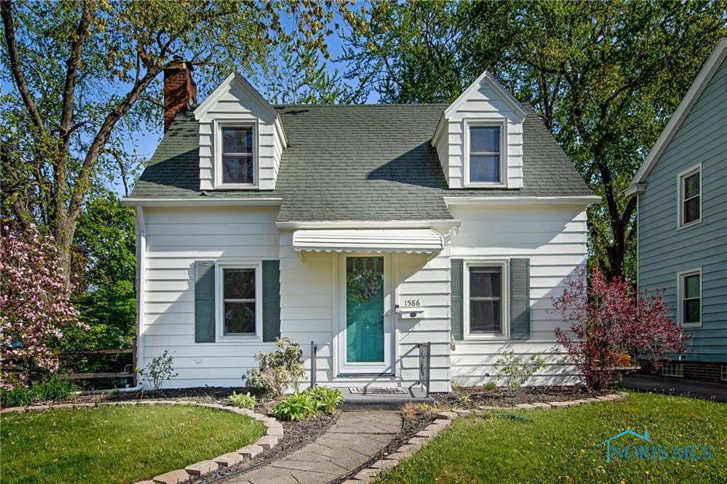 1586 Gould Road Toledo, OH 43612 - Photo 1 of 24 Gallery Image 1