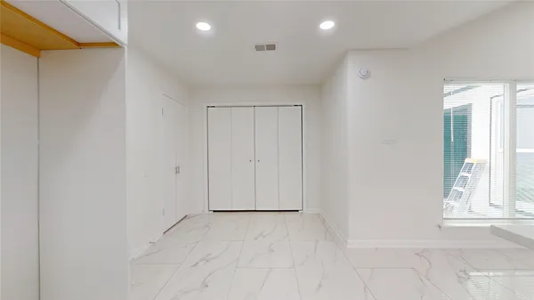 $2,000 | 7415 Alcomita Drive, Houston, TX 77083