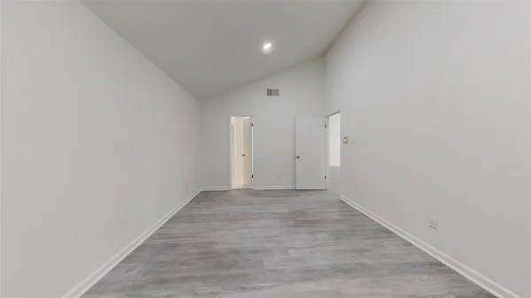 $2,000 | 7415 Alcomita Drive, Houston, TX 77083