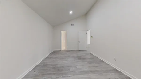 $2,000 | 7415 Alcomita Drive, Houston, TX 77083