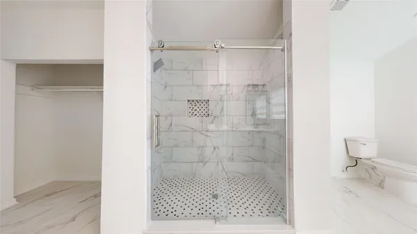 $2,000 | 7415 Alcomita Drive, Houston, TX 77083