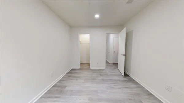 $2,000 | 7415 Alcomita Drive, Houston, TX 77083