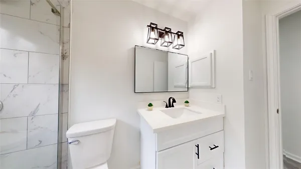 $2,000 | 7415 Alcomita Drive, Houston, TX 77083