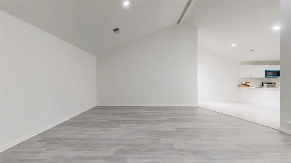 $2,000 | 7415 Alcomita Drive, Houston, TX 77083