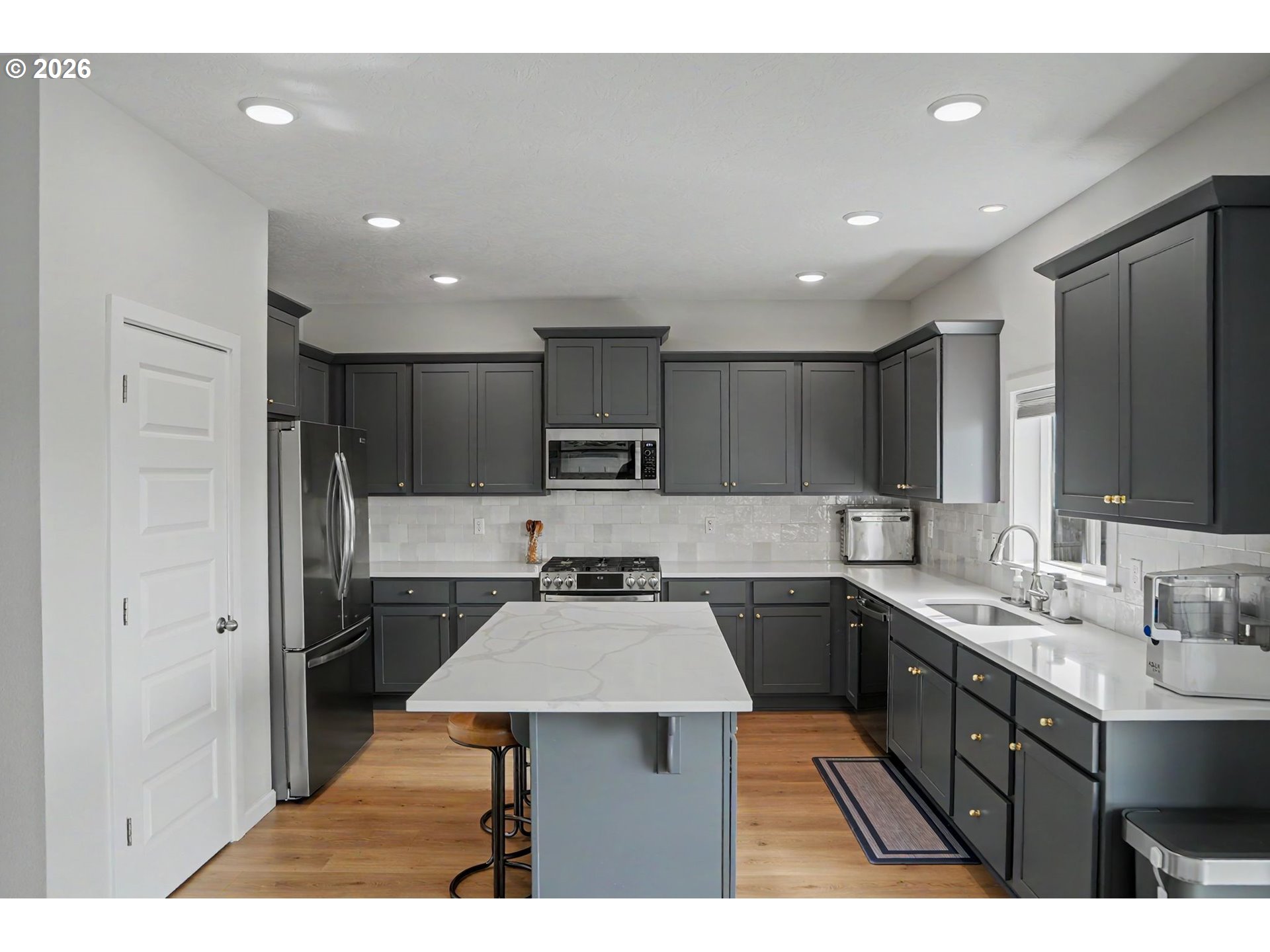 3054 Mosey Avenue Albany, OR 97321 - Photo 14 of 47