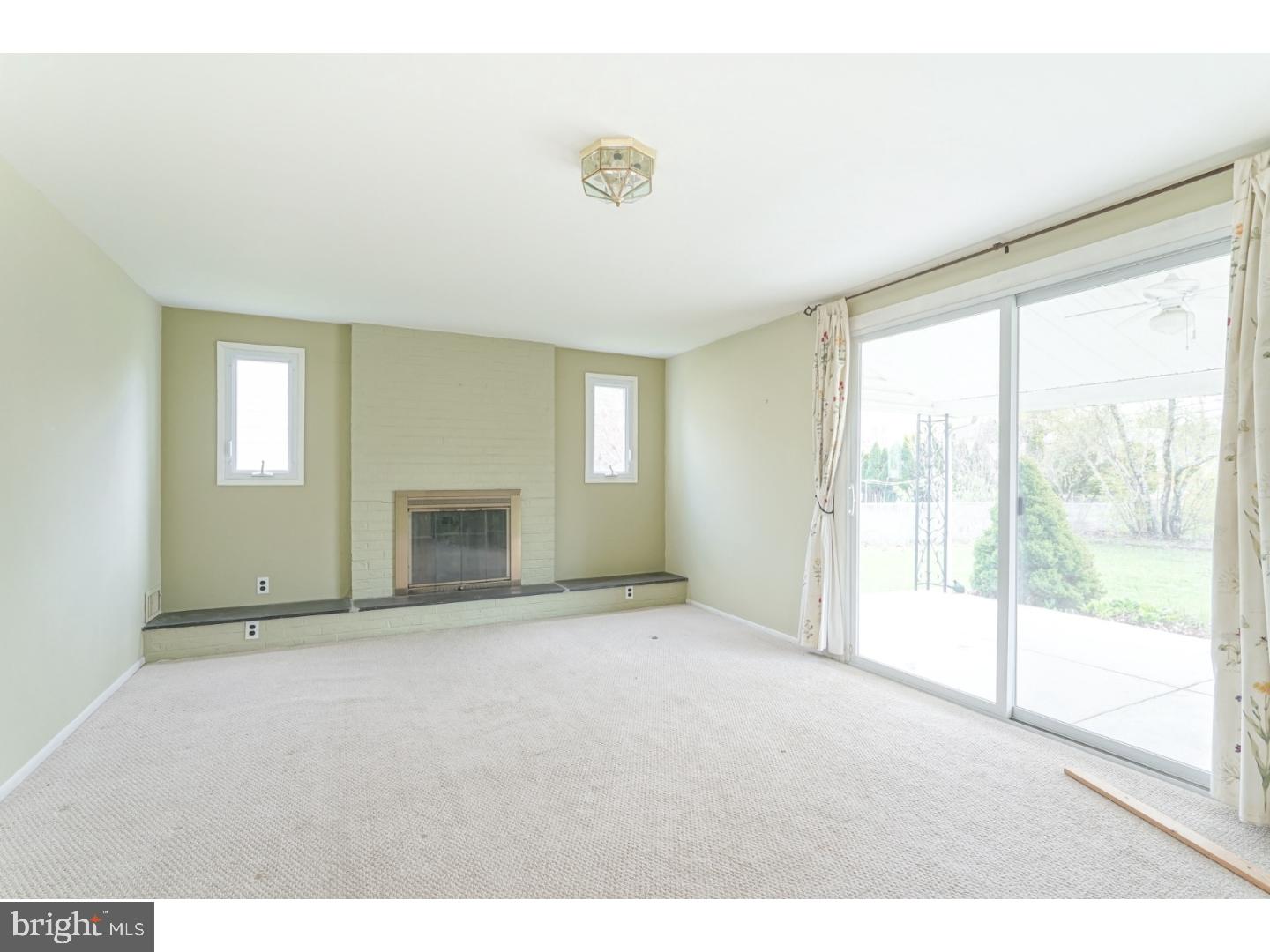 1161 Bloomdale Road Philadelphia, PA 19115 - Photo 9 of 24 Gallery Image 9