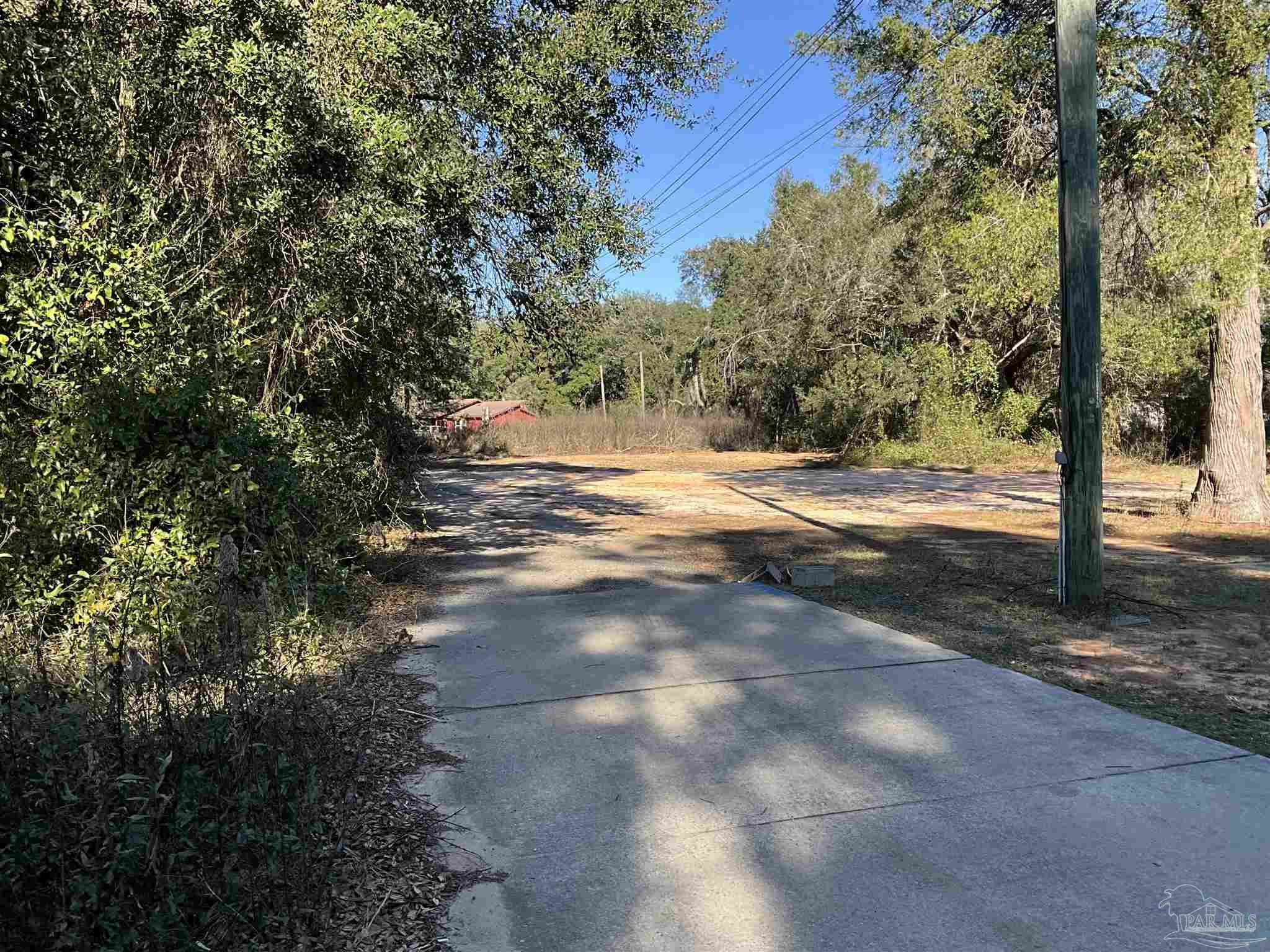 5676 Mulat Road Milton, FL 32583 - Photo 2 of 4