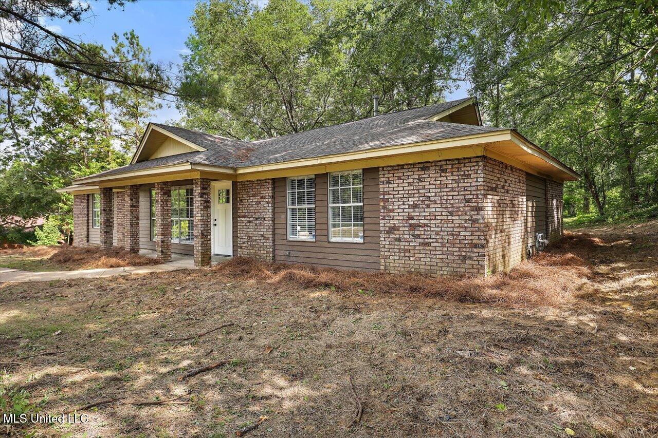 1302 Old Vicksburg Road Clinton, MS 39056 - Photo 3 of 26 03-1302 Old Vicksburg Rd