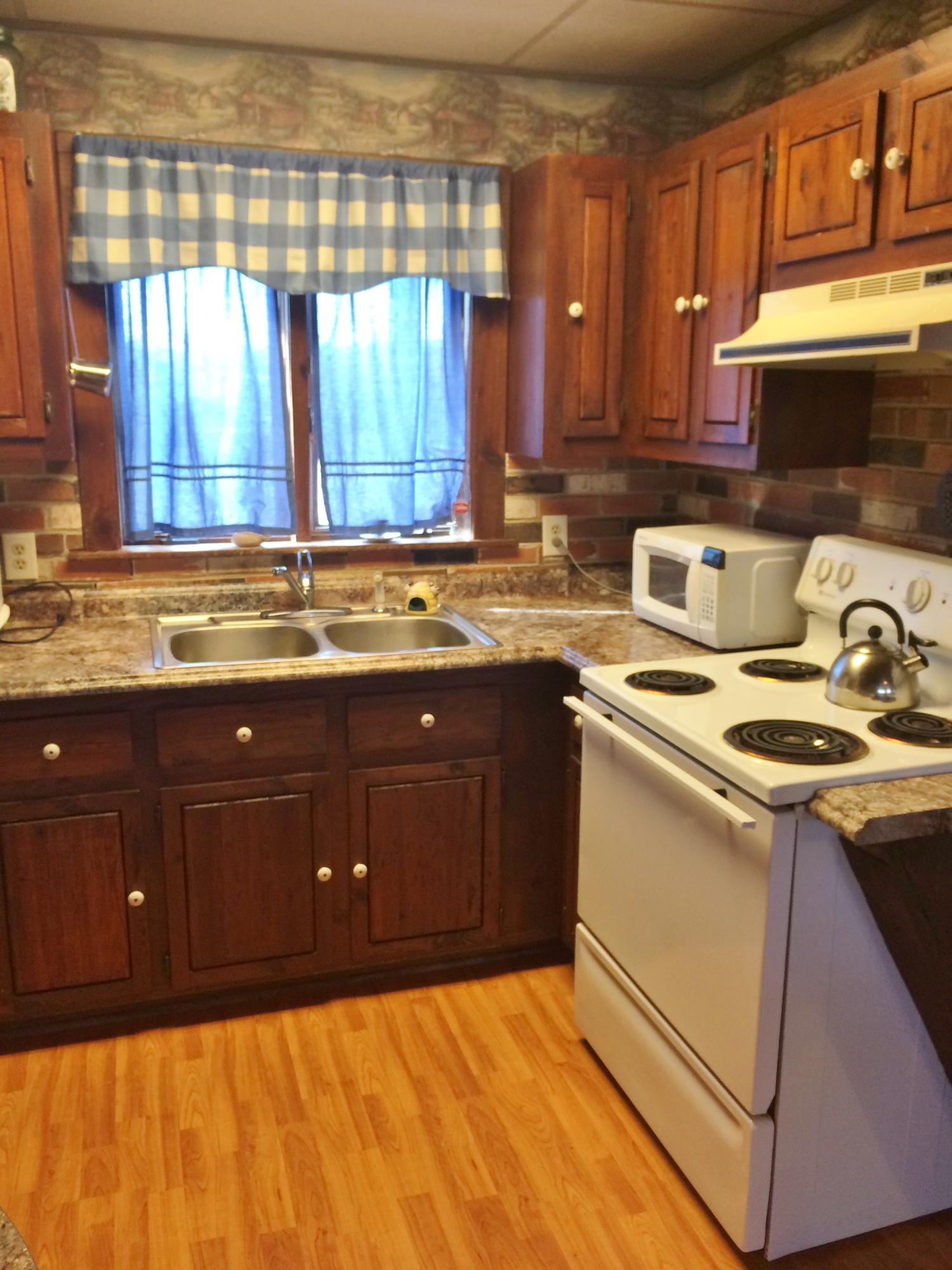 596 Meister Hills Road Deer Lodge, TN 37726 - Photo 13 of 31 J.JPG