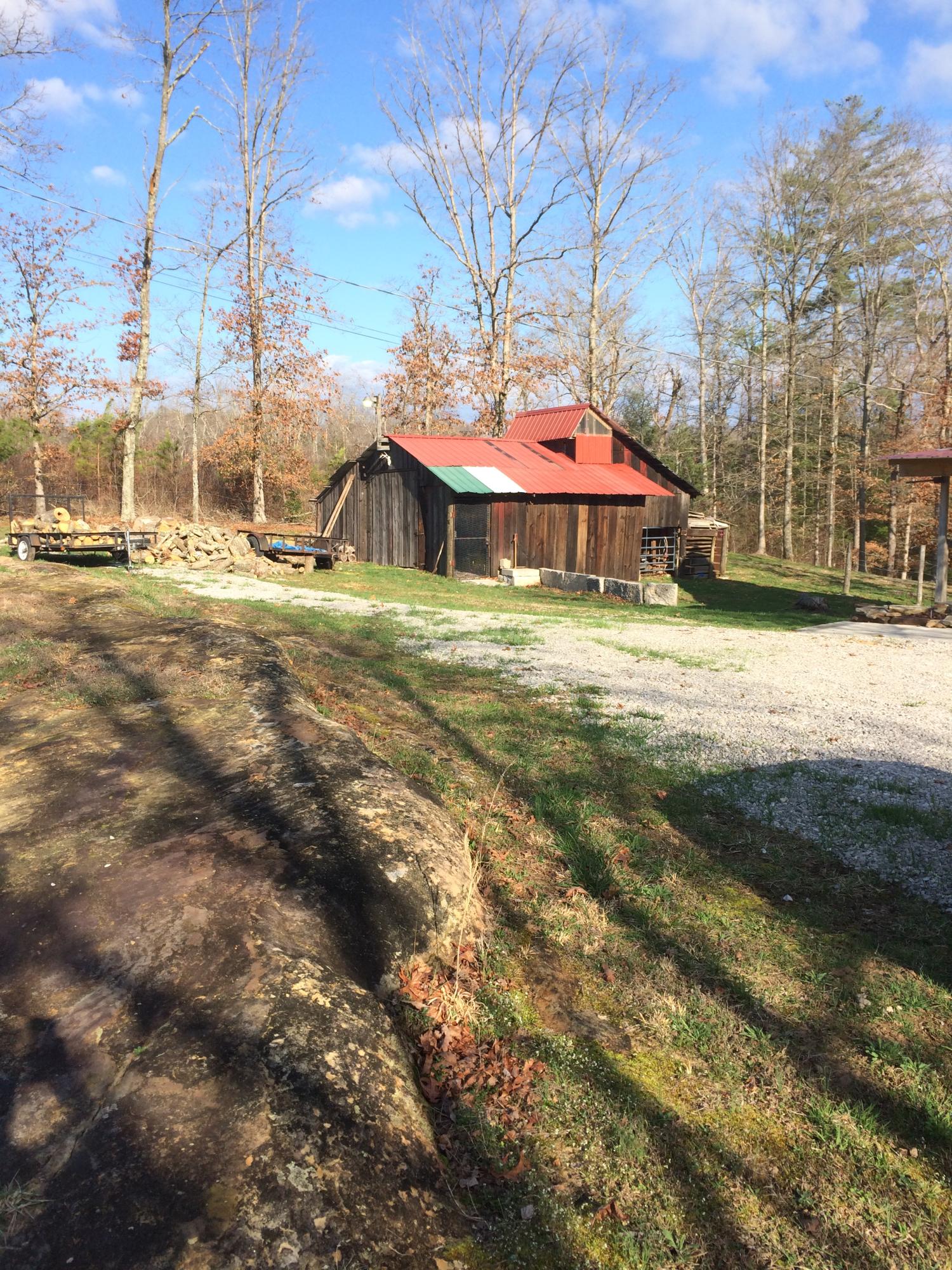 596 Meister Hills Road Deer Lodge, TN 37726 - Photo 25 of 31 z-Barn.JPG