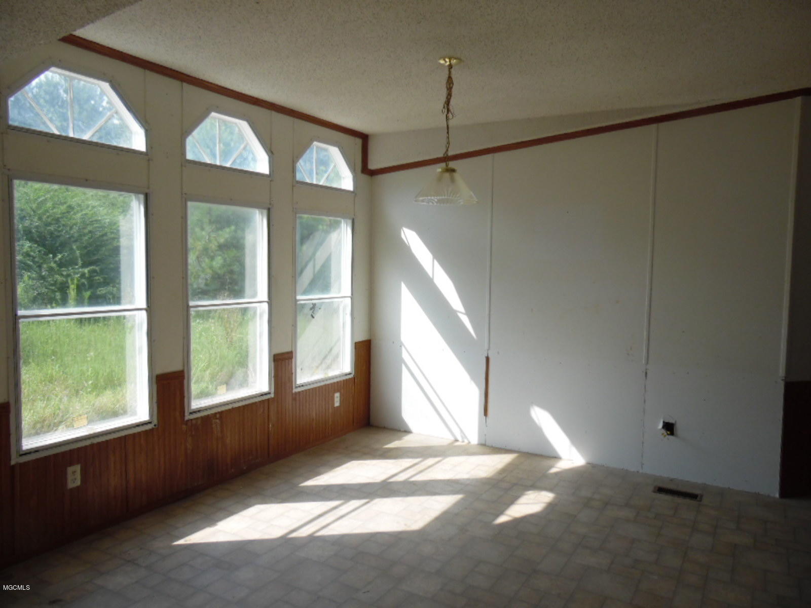25140 Elmer Ladner Road Pass Christian, MS 39571 - Photo 4 of 13 dining room