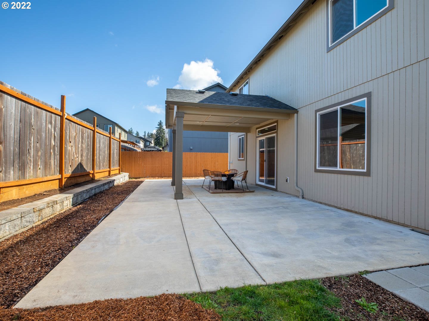 4664 Rocky Road Springfield, OR 97478 - Photo 21 of 21 a view of a house with a balcony