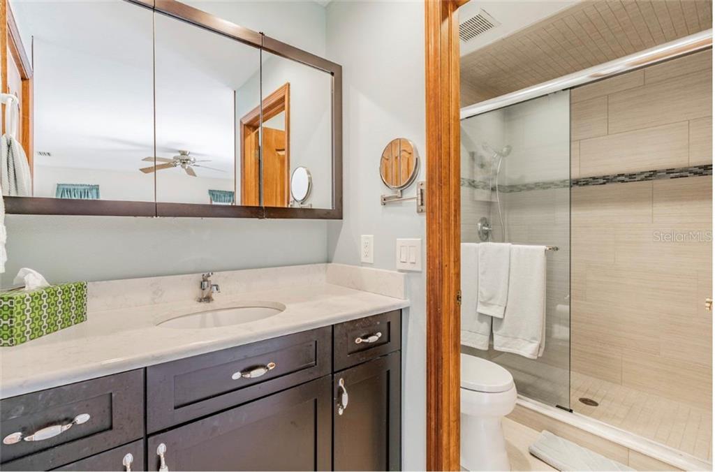 3779 Floramar Terrace New Port Richey, FL 34652 - Photo 32 of 56 Master En-suite upstairs