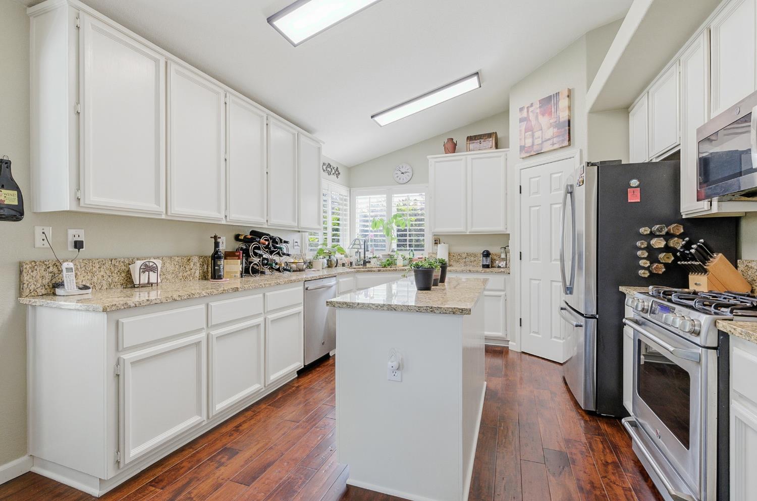 5171 Camden Road Rocklin, CA 95765 - Photo 8 of 39