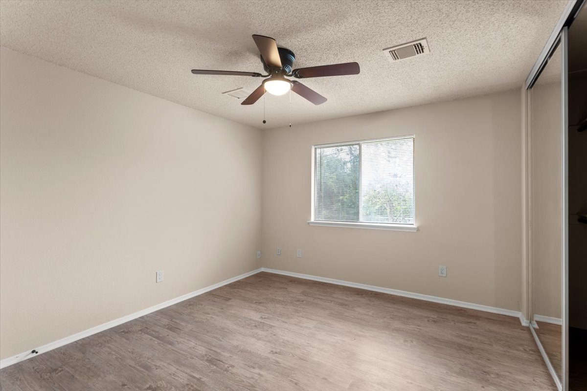16900 Village Oak Loop Austin, TX 78717 - Photo 13 of 17