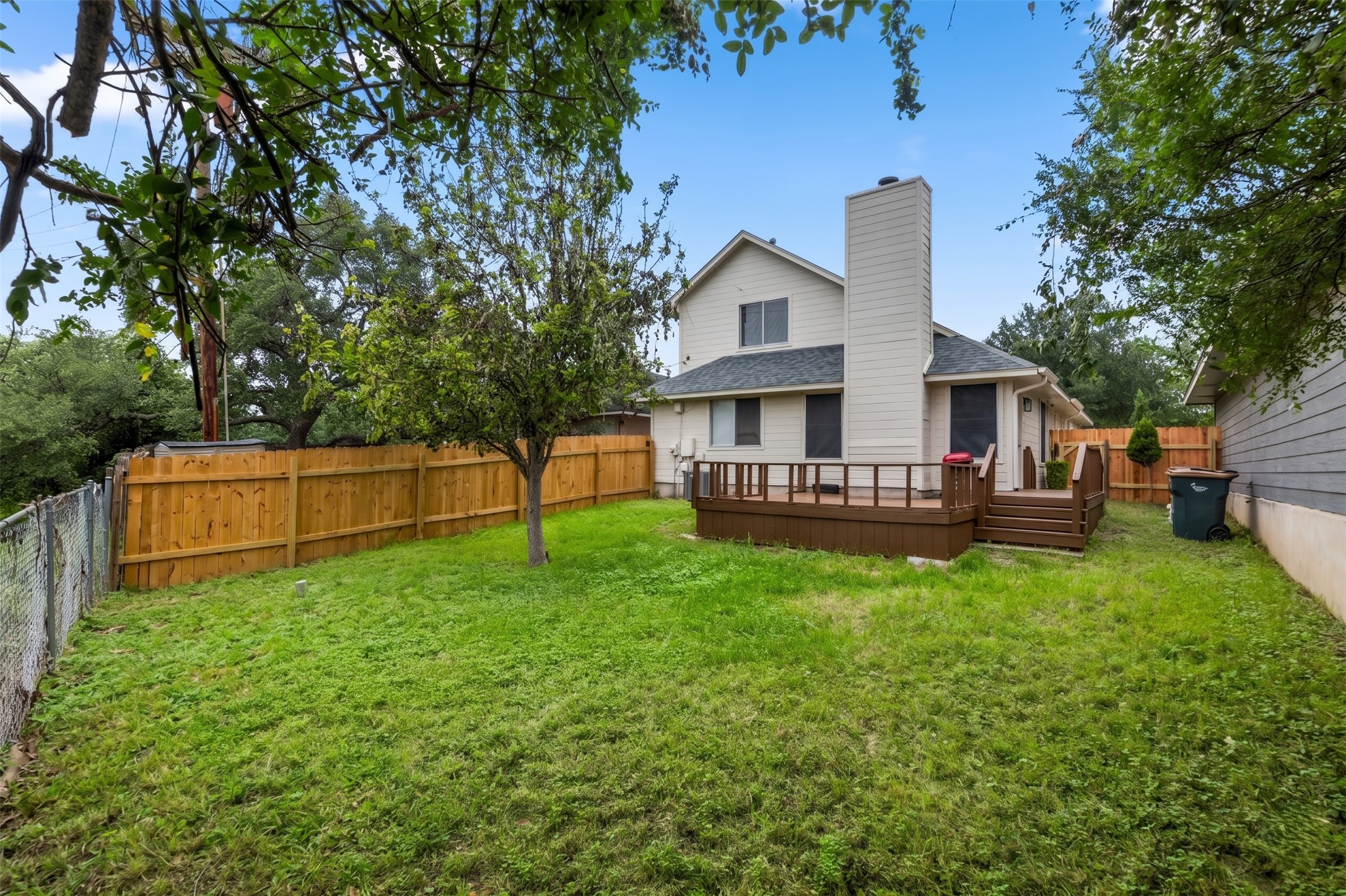 16900 Village Oak Loop Austin, TX 78717 - Photo 2 of 17