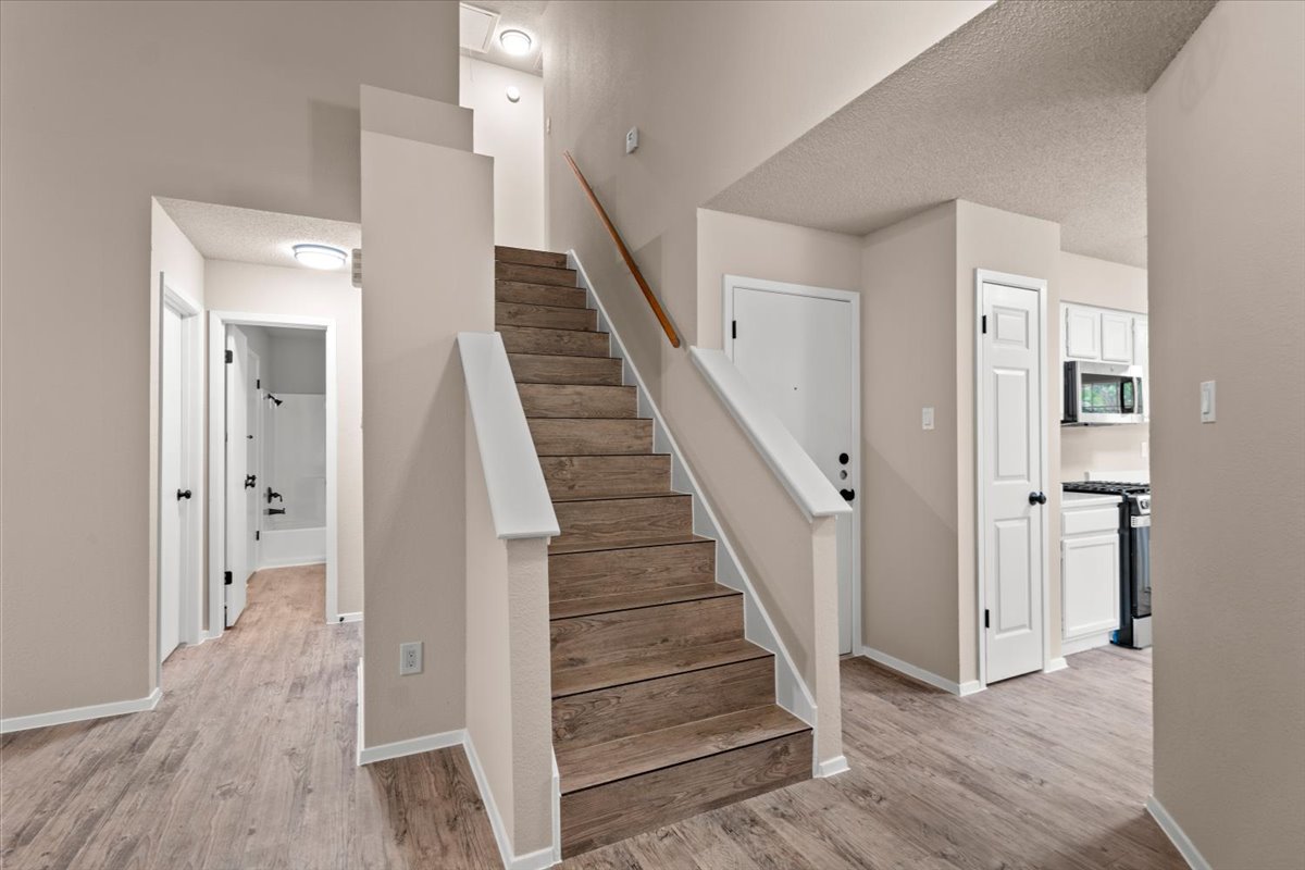 16900 Village Oak Loop Austin, TX 78717 - Photo 6 of 17