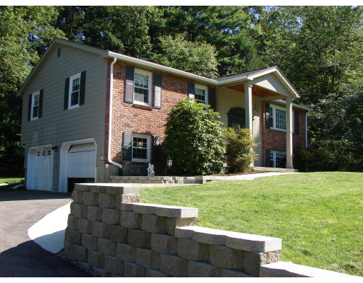 137 Longhill Road Franklin, MA 02038 - Photo 1 of 1 Gallery Image 1