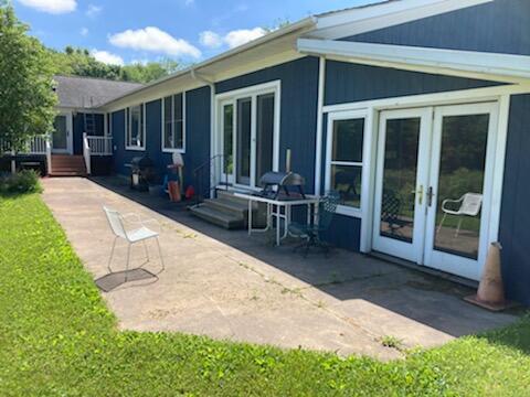 14430 Hoffman Road Three Rivers, MI 49093 - Photo 2 of 2 IMG_0662001