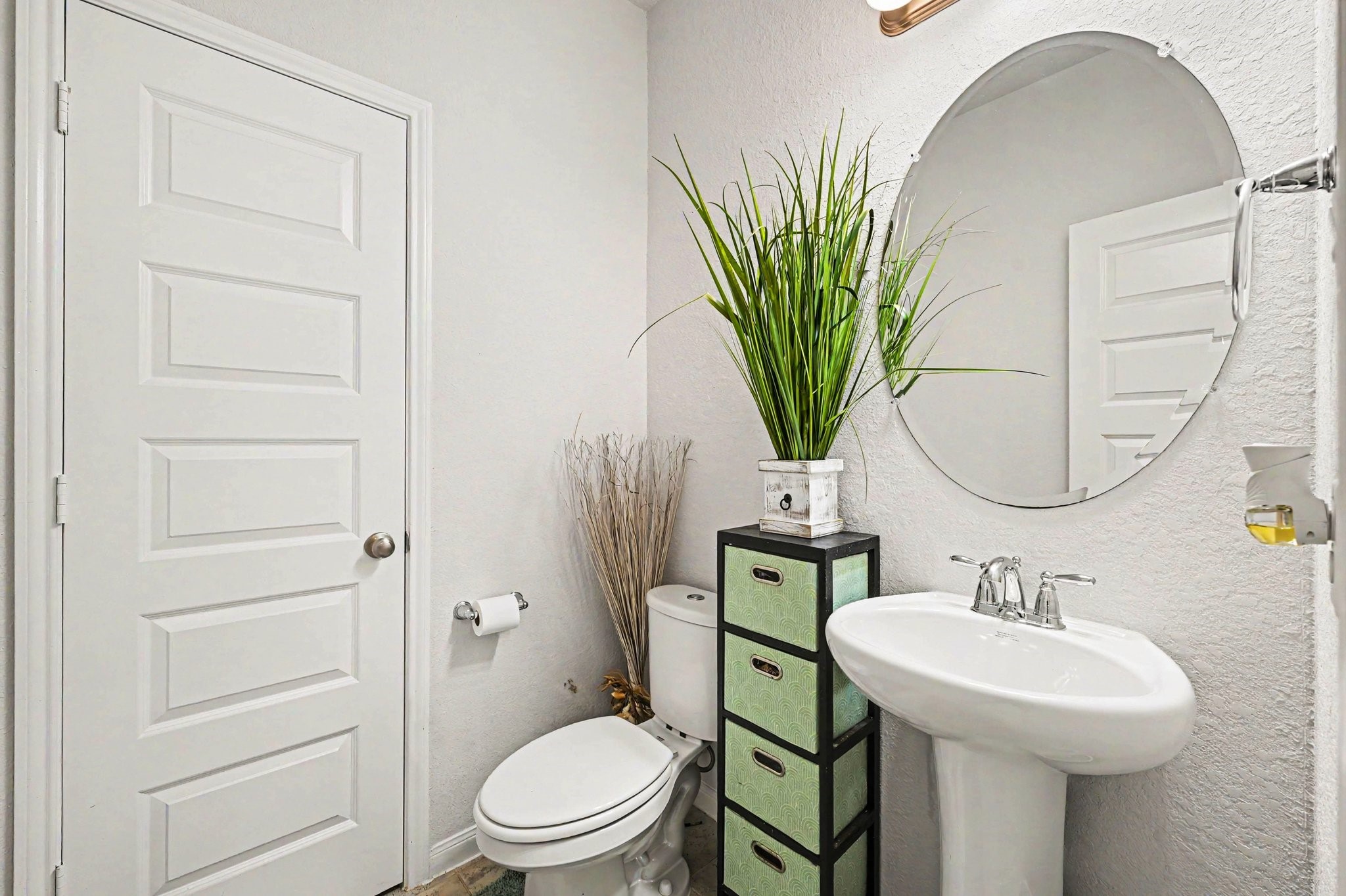 1806 Boulder Lake Rosenberg, TX 77469 - Photo 20 of 50 Half Bath