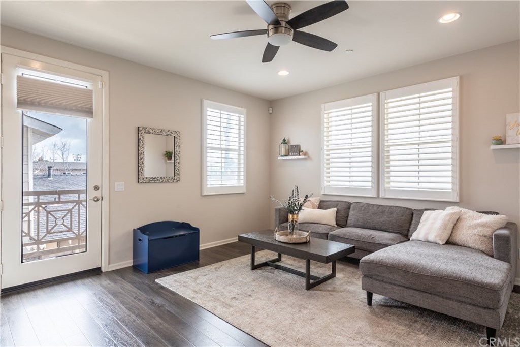 2154 Harmony Way Costa Mesa, CA 92627 - Photo 11 of 20