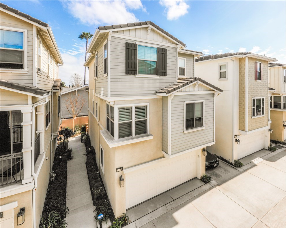 2154 Harmony Way Costa Mesa, CA 92627 - Photo 18 of 20