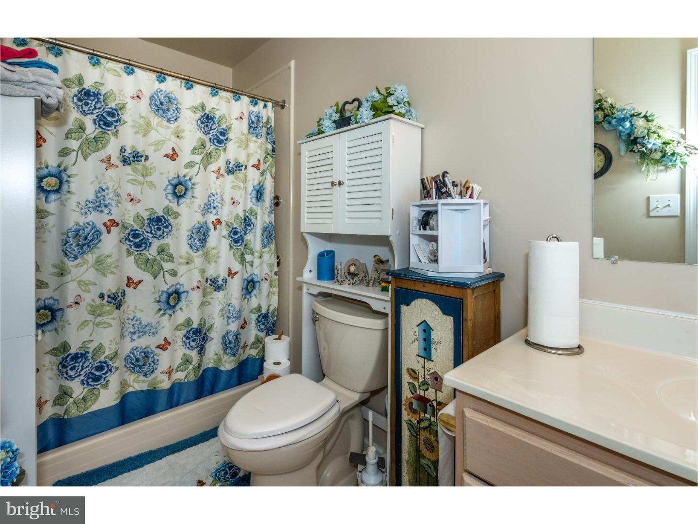 13 Dallas Lane Sinking Spring, PA 19608 - Photo 15 of 23 Bathroom