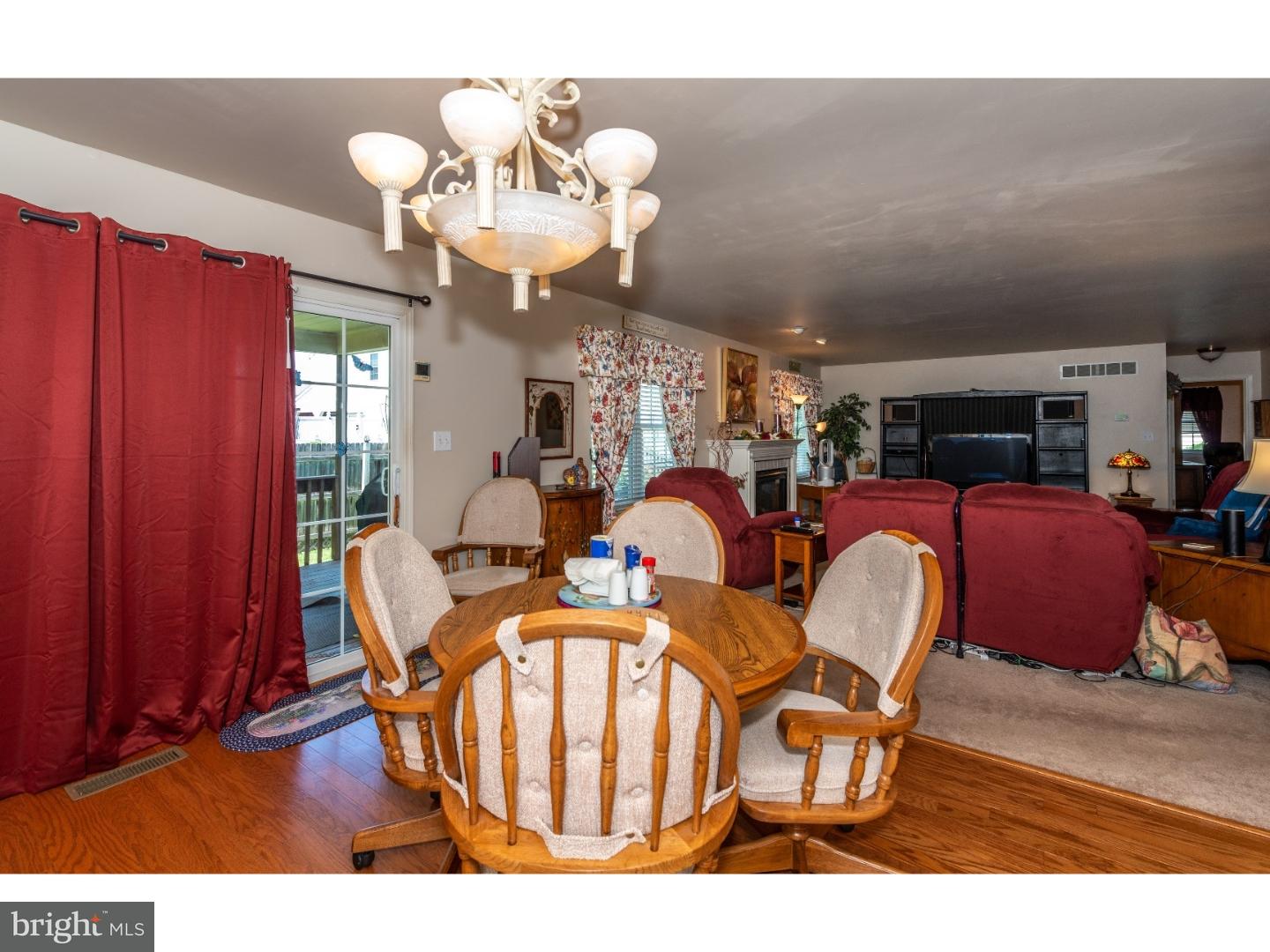 13 Dallas Lane Sinking Spring, PA 19608 - Photo 7 of 23 Dining Room