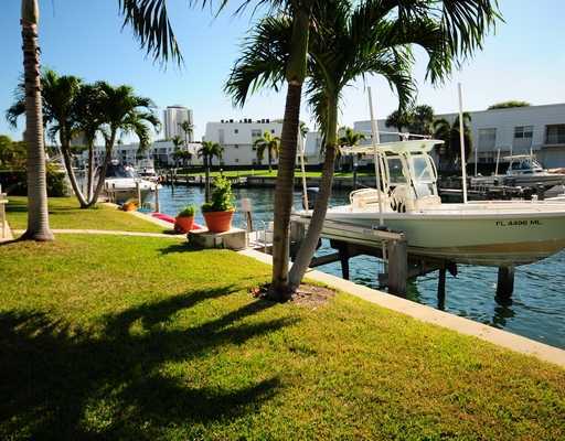 1051 Singer Drive Singer Island, FL 33404 - Photo 20 of 22 Additional Photo