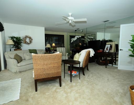 1051 Singer Drive Singer Island, FL 33404 - Photo 5 of 22 Additional Photo