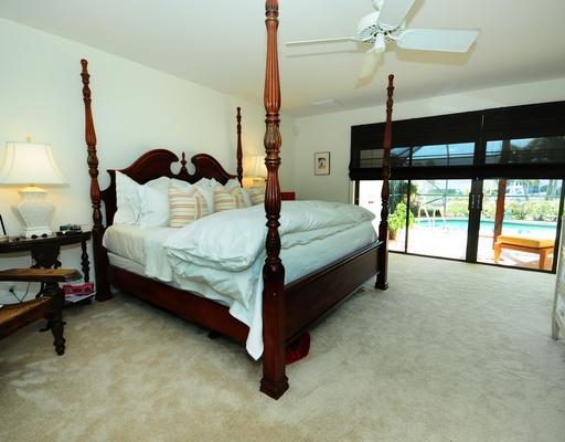 1051 Singer Drive Singer Island, FL 33404 - Photo 10 of 22 Additional Photo