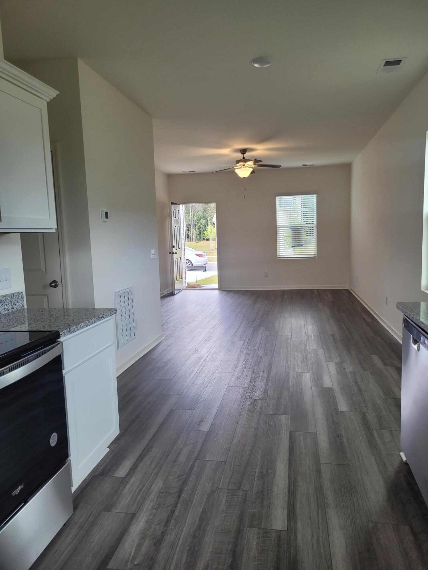 1212 Carriage Wood Circle Ridgeville, SC 29472 - Photo 9 of 11 processed-aa8769ad-2b3c-4ae8-a2bb-7b50f6