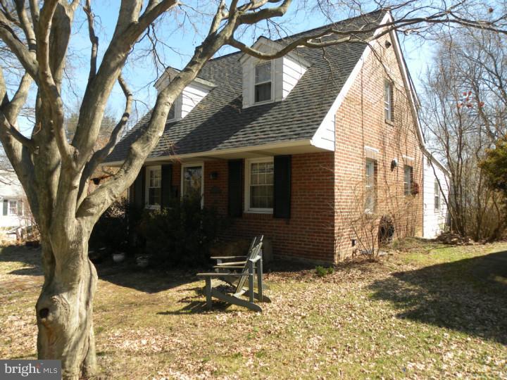 421 Sandy Bank Road Media, PA 19063 - Photo 2 of 12 Exterior