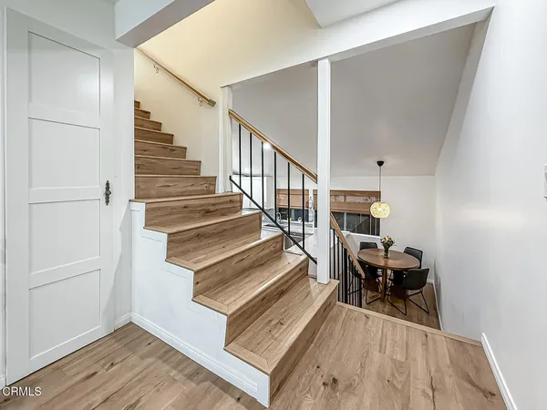 $599,000 | 5465 Newcastle Avenue, Unit 6, Encino, CA 91316