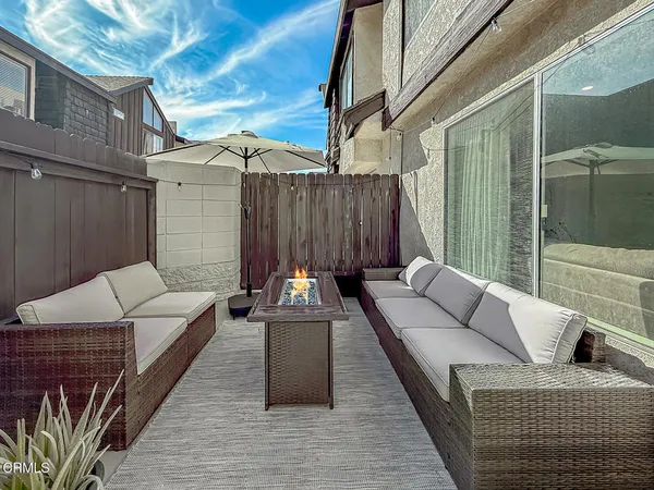$599,000 | 5465 Newcastle Avenue, Unit 6, Encino, CA 91316