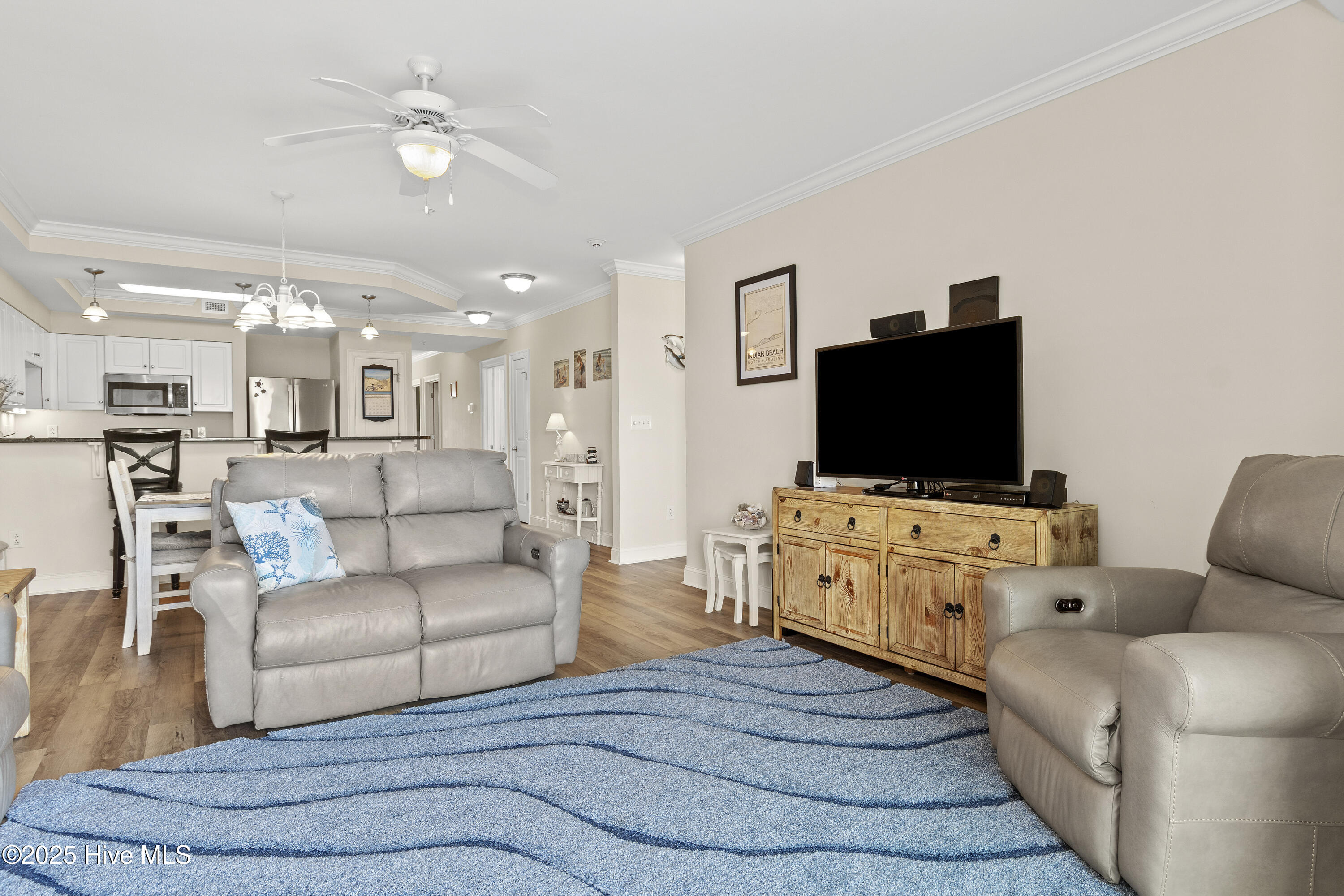 1550 Salter Path Road, Unit 103 Indian Beach, NC 28512 - Photo 15 of 105 Family Room