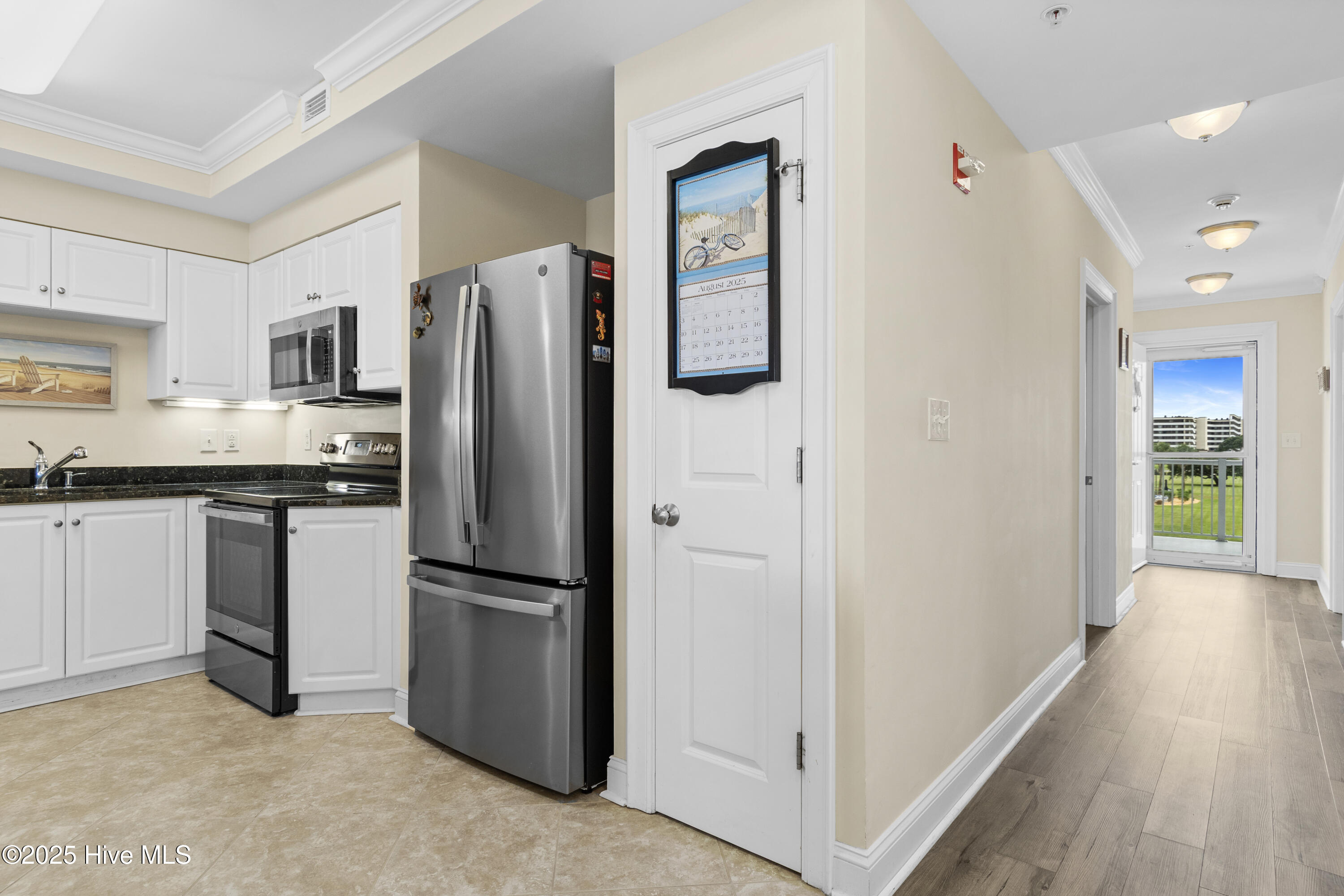 1550 Salter Path Road, Unit 103 Indian Beach, NC 28512 - Photo 23 of 105 Kitchen